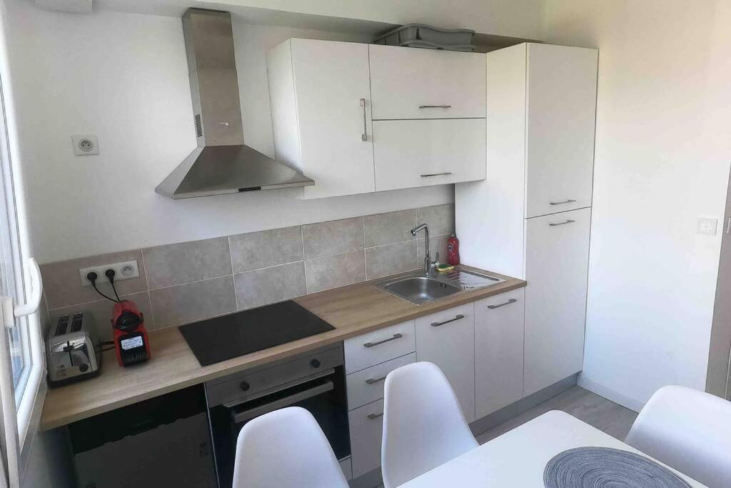 Très beau T4 à Fréjus plage Apartamento Exterior foto